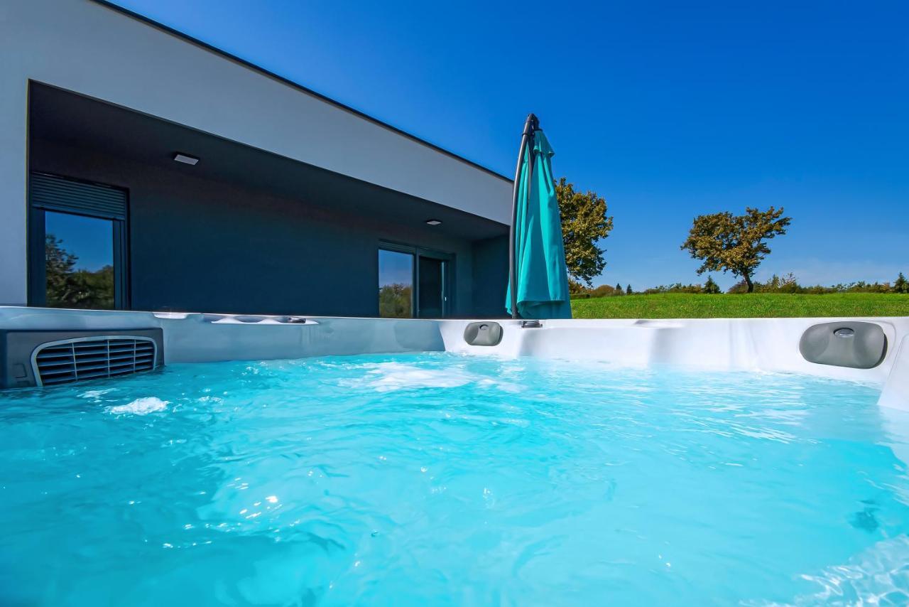 K Relax Place, Varazdinske Toplice, Modern Home With Sauna, Jacuzzi, Wifi 외부 사진